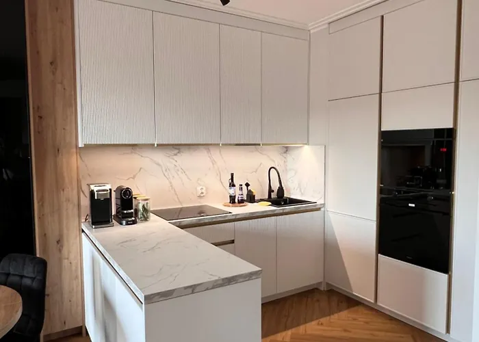 Golden Corner Bydgoszcz- With Balcony And Garage *